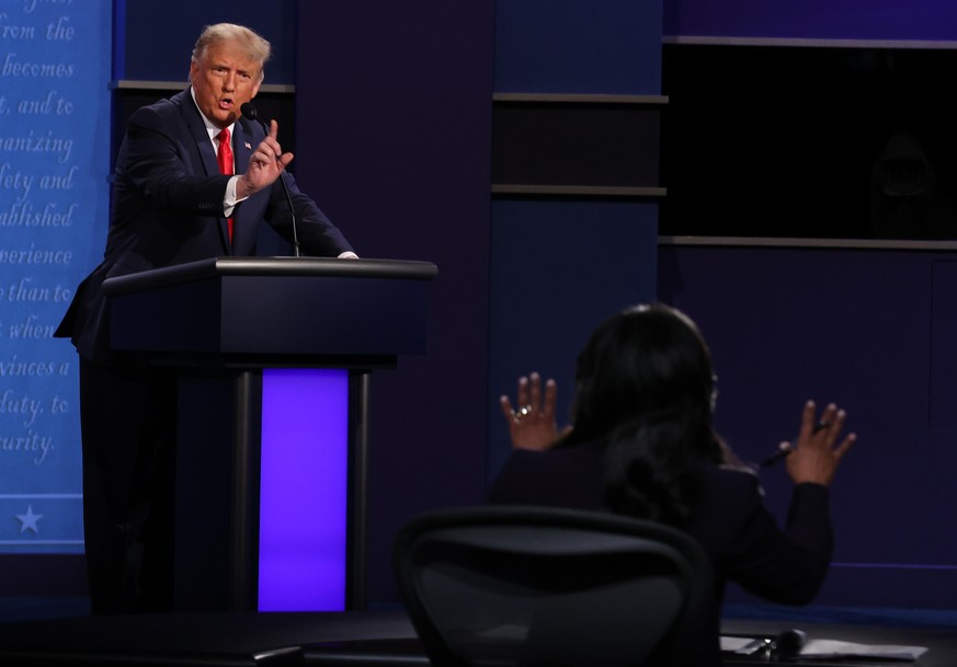 Ausreden lassen ist nicht seine Sache, klappte dieses Mal aber überraschend gut: US-Präsident Donald Trump im TV-Studio.