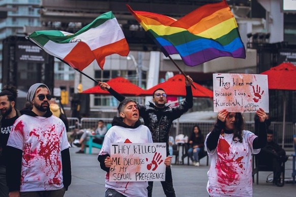 Bei Solidaritätskundgebungen, wie hier in Kanada, wird auch an die Lage queerer Menschen im Iran erinnert.