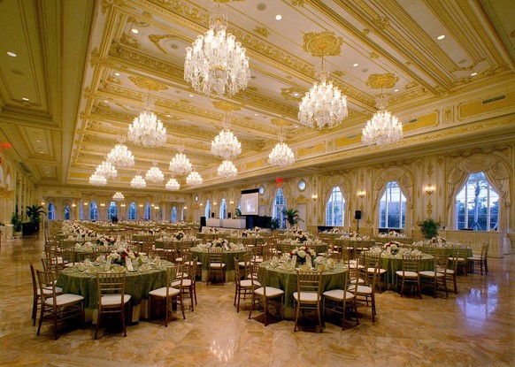 December 14, 2005 - Palm Beach, Florida, U.S. - 121205 ACC MARALAGO Staff Photo by /The Palm Beach Post/121205¤ 0015967A¤ - PALM BEACH - New ballroom. Photos of the interior and exterior of Donald Tru ...