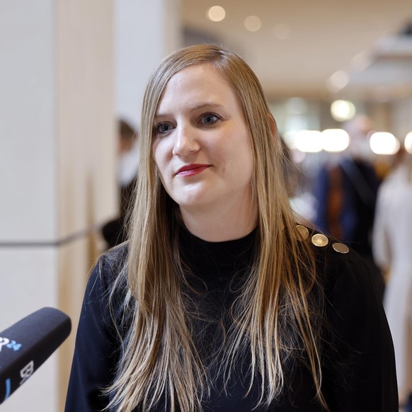 Carmen Wegge bei der 5. Sitzung des Deutschen Bundestages im Reichstagsgebäude. Berlin, 08.12.2021