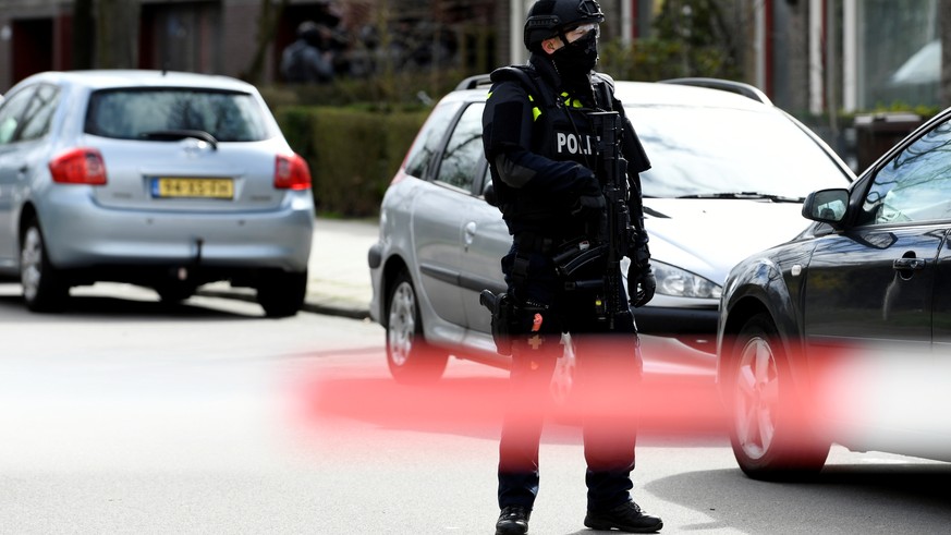 Police is seen after a shooting in Utrecht, Netherlands, March 18, 2019. REUTERS/Piroschka van de Wouw