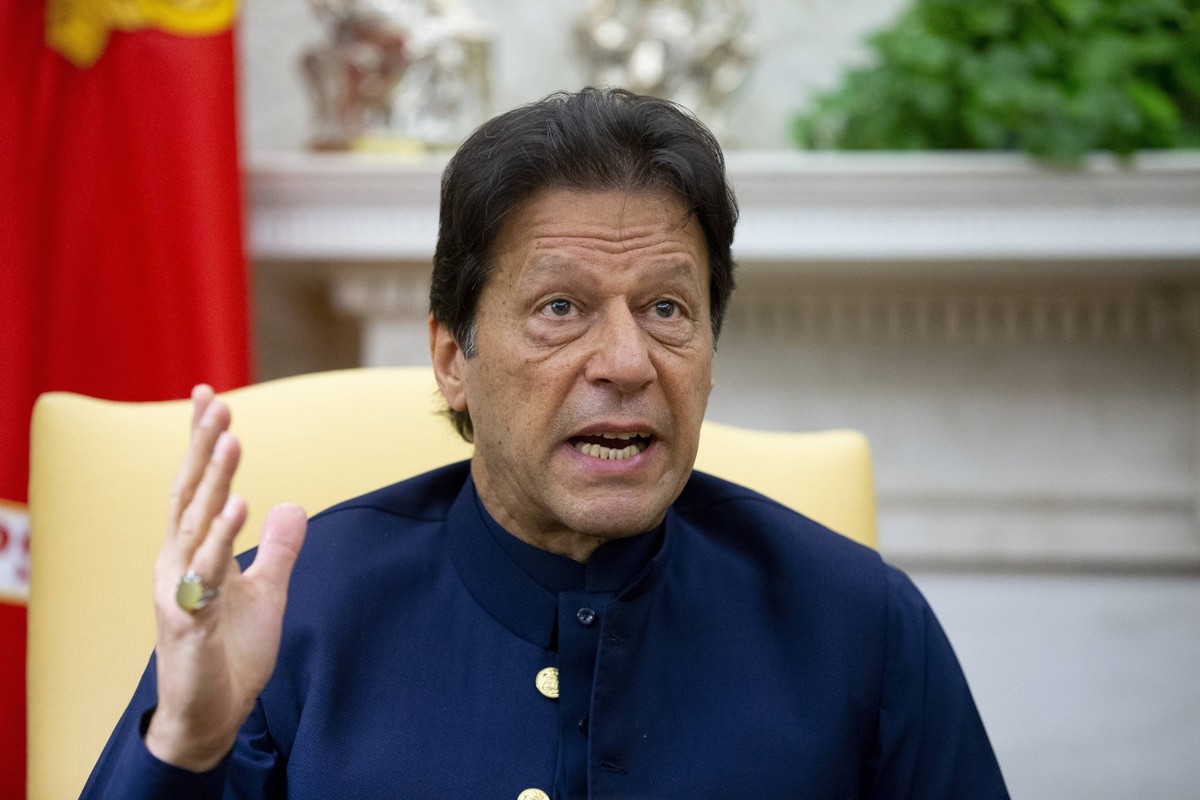 Prime Minister of Pakistan Imran Khan delivers remarks with US President Donald J. Trump to members of the news media during their meeting in the Oval Office of the White House on Monday, July 22, 201 ...
