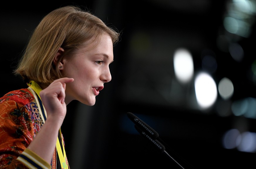 27.04.2019, Berlin: Ria Schröder, Bundesvorsitzende der Jungen Liberalen, spricht auf dem 70. FDP-Bundesparteitag. Foto: Britta Pedersen/dpa-Zentralbild/dpa | Verwendung weltweit