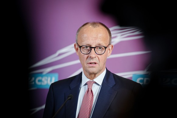 08.11.2022, Berlin: Friedrich Merz, CDU-Bundesvorsitzender und Unionsfraktionsvorsitzender, gibt ein Pressestatement vor der Fraktionssitzung. Foto: Kay Nietfeld/dpa +++ dpa-Bildfunk +++