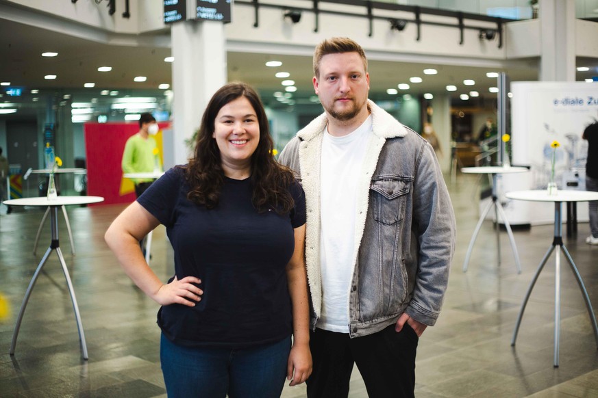 Franziska Brandmann (Bundesvorsitzende der Jungen Liberalen) und Jens Teutrine (FDP-Bundestagsabgeordneter)