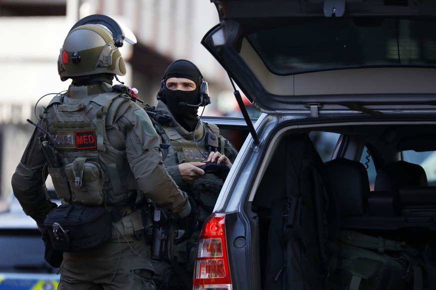 SEK-Polizisten im Einsatz. (Symbolfoto)