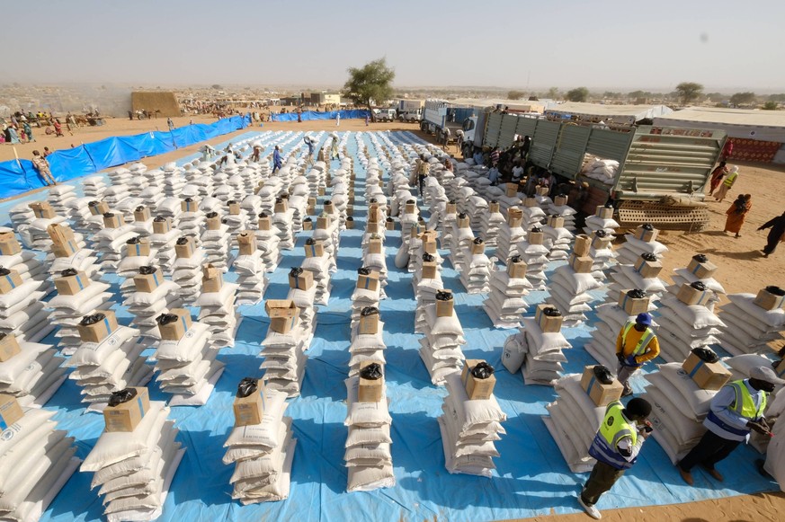 Tschad, Geflüchtete aus Dafur RECORD DATE NOT STATED réfugiés du Darfour DAVID ALLIGNON/MAXPPP - MARS 2024 - Dans un camp au Tchad où des réfugiés du Darfour sont pris en charge. Adré centre de distri ...