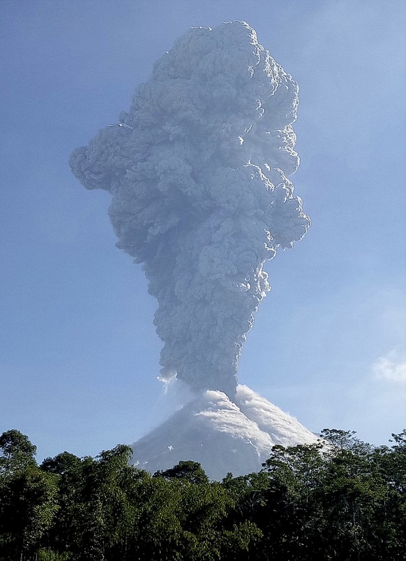 Mount Merapi shoots volcanic ash as seen from Cangkringan, Yogyakarta, Indonesia, Friday, June 1, 2018. The country&#039;s most volatile volcano shot a towering plume of ash about 6 kilometers (4 mile ...