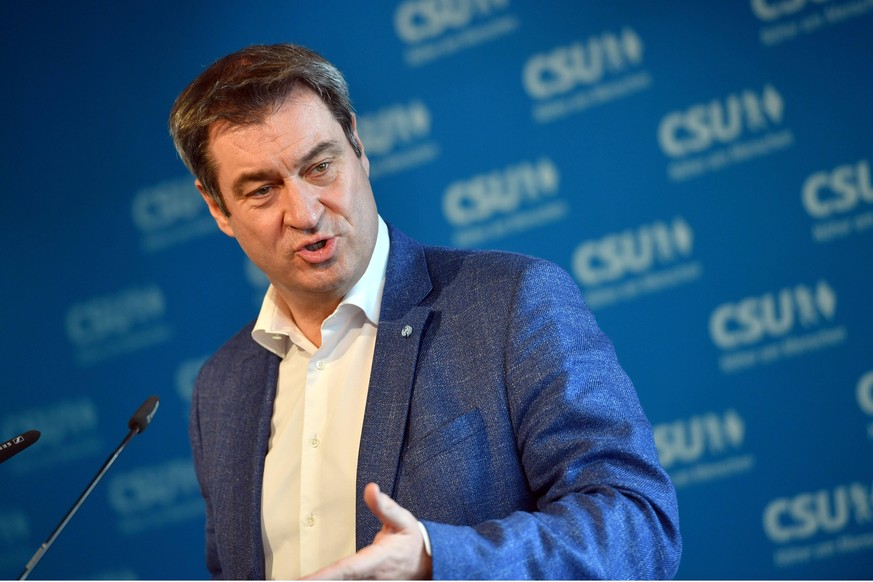 Markus SOEDER Ministerpraesident Bayern und CSU Vorsitzender,Gestik,am Rednerpult, Einzelbild,angeschnittenes Einzelmotiv,Portraet,Portrait,Portr