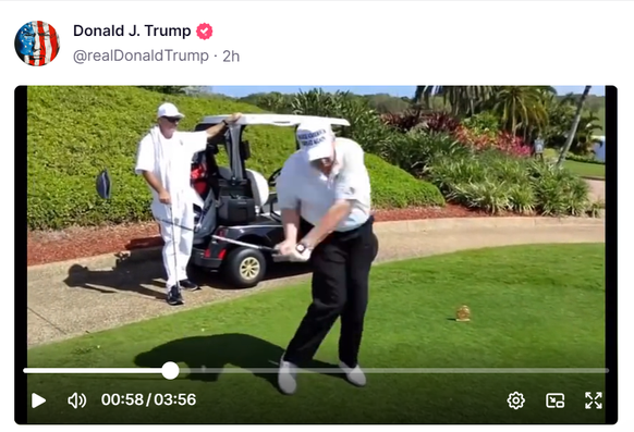 Trump postet einen Zusammenschnitt seiner Golfkünste, die Biden in der TV-Debatte anzweifelt.