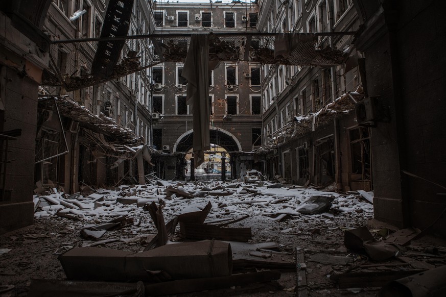 KHARKIV, UKRAINE - MARCH 09: Bombed buildings in the center of Kharkiv, Ukraine on March 09, 2022 as Russian attacks continue.ÄãÄãÄãÄãÄãÄãÄã Andrea Carrubba / Anadolu Agency