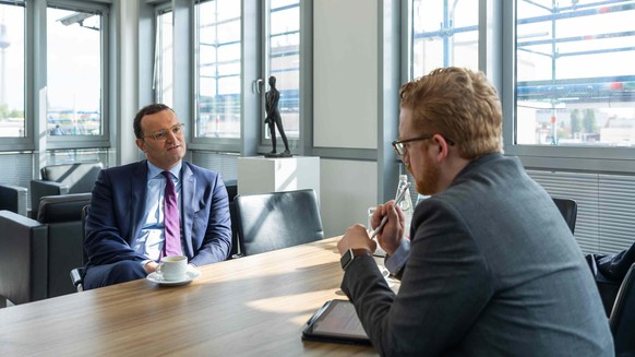 Jens Spahn im Interview mit watson-Politikredakteur Sebastian Heinrich. 