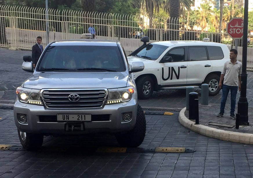Mitglieder der Organisation für ein Verbot der Chemiewaffen (OPCW) kommen in Damaskus an: Das UN-Team sollte die Lage in Duma erkunden, bevor dort Experten der OPCW ihre Untersuchung eines möglichen Giftgasangriffs aufnehmen.