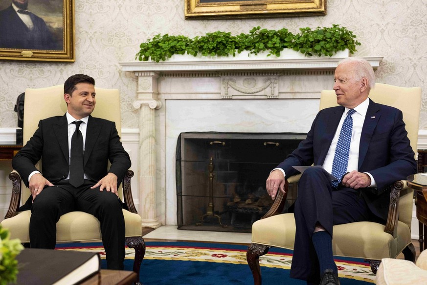 September 2, 2021, Washington, District of Columbia, USA: United States President Joe Biden, right, makes remarks as he meets with President Volodymyr Zelenskyy of Ukraine, left, in the Oval Office of ...