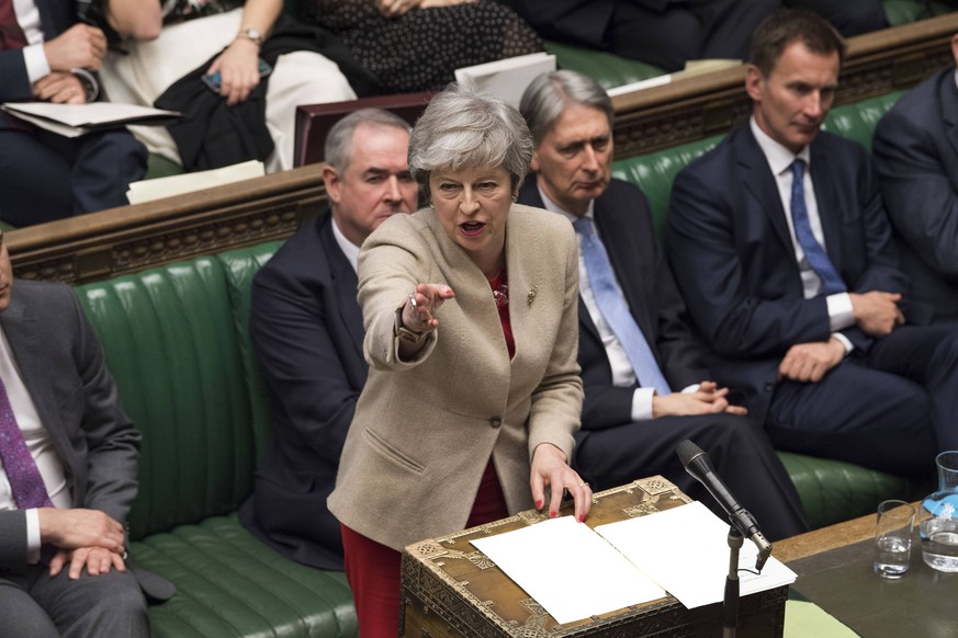 (190329) -- LONDON, March 29, 2019 -- British Prime Minister Theresa May (Front) speaks during the debate in the House of Commons in London, Britain, on March 29, 2019. British lawmakers on Friday vot ...