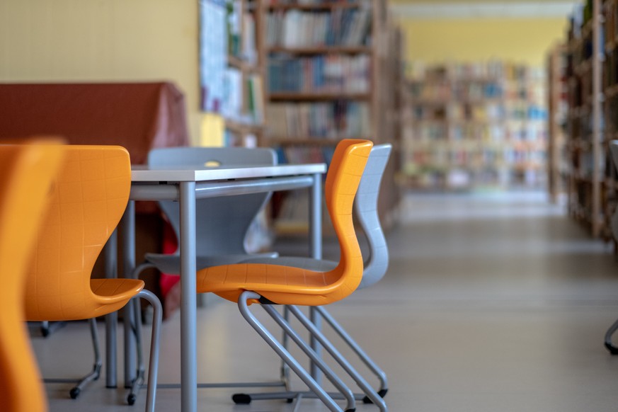 Symbolfoto: Schule geschlossen.

GES/ Taegliches Leben in (76437 Rastatt) waehrend der Corona-Krise, 08.07.2019

GES/ Daily life during the corona crisis in 76437 Rastatt, Germany. 08.07.2019 | Verwen ...