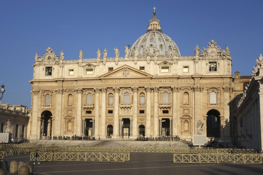 Petersplatz in Rom, Vatikan, Italien PUBLICATIONxINxGERxSUIxAUTxHUNxONLY 1065506941

St Peters Square in Rome Vatican Italy PUBLICATIONxINxGERxSUIxAUTxHUNxONLY 1065506941