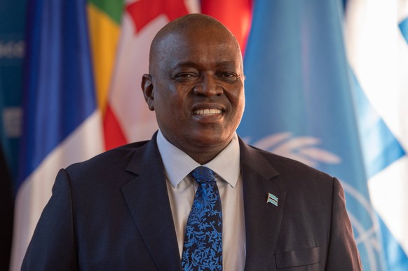 75th Anniversary of UNESCO Arrivals - Paris Botswana s president Mokgweetsi Masisi poses as he arrive for the 75th anniversary celebrations of The United Nations Educational, Scientific and Cultural O ...