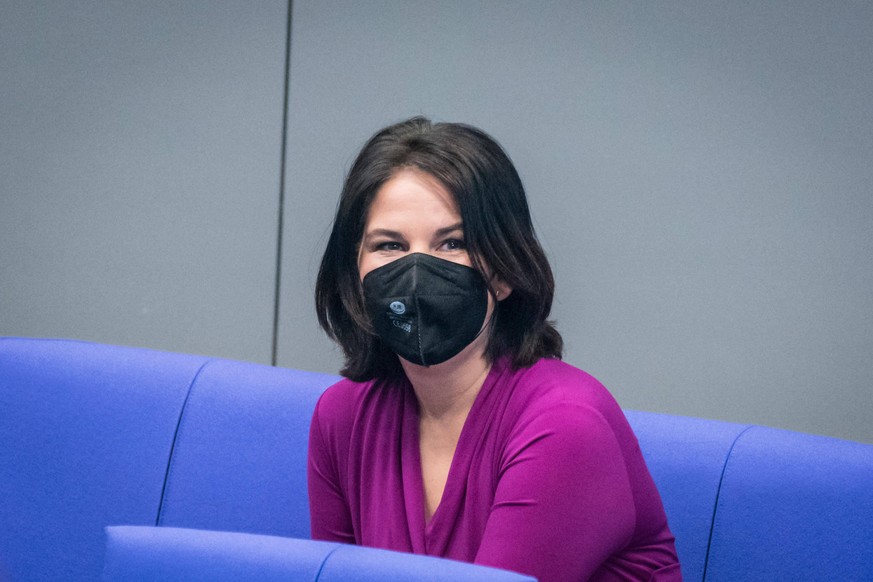 Berlin, Plenarsitzung im Bundestag Annalena Baerbock Bundesvorsitzende und Kanzlerkandidatin der Gr