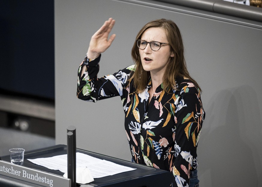 Lisa Badum, Buendnis 90/Die Gruenen, aufgenommen im Rahmen der der Sitzung zum Klimaschutz im Deutschen Bundestag in Berlin. 24.06.2021.