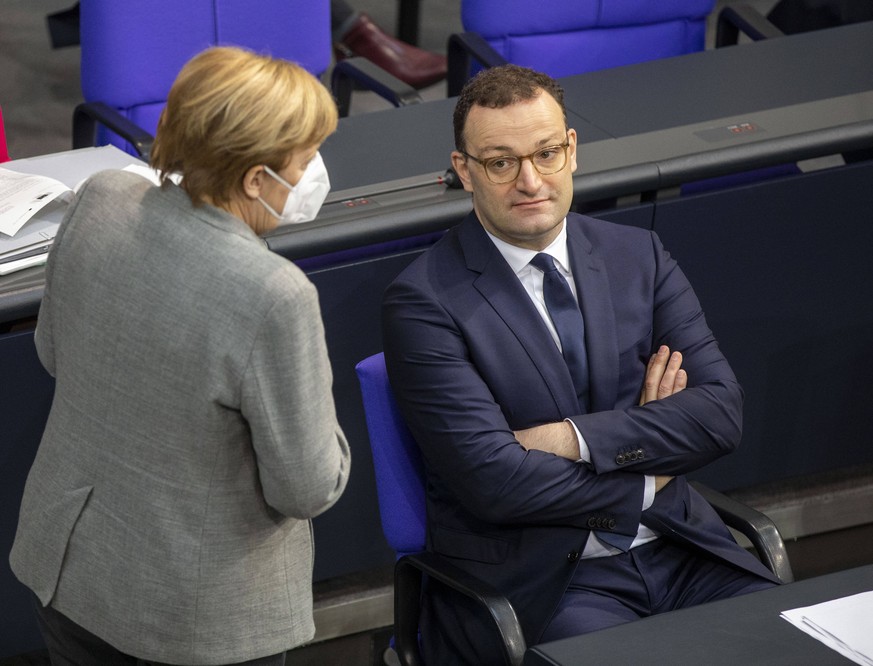 Deutschland, Berlin, Bundestag, 191. Sitzung, Familienministerin Franziska Giffey SPD, Bundeskanzlerin Angela Merkel CDU, Gesundheitsminister Jens Spahn CDU, 18.11.2020 *** Germany, Berlin, Bundestag, ...