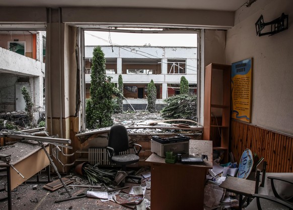 June 2, 2022, Kharkiv, Ukraine: In the morning of June 2, a primary school was shelled by Russian forces in the north of Karkiv near Saltika district. The death toll was one, the school&#039;s janitor ...