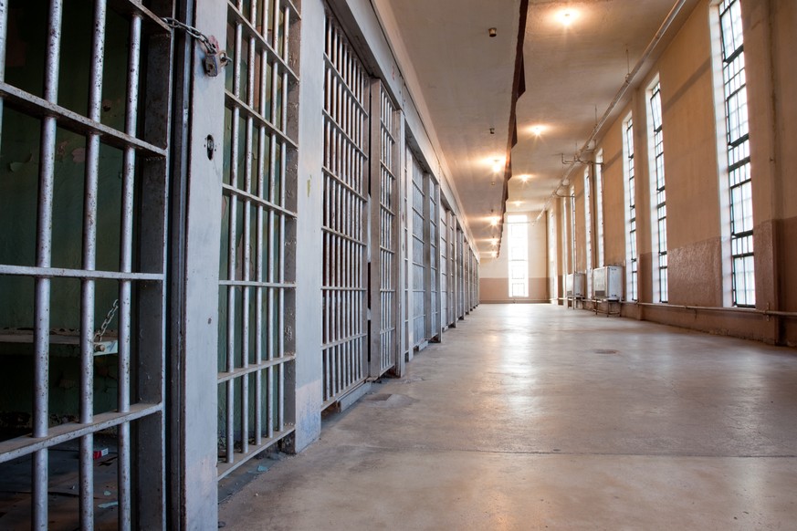 Ein Trakt in einem Gefängnis. (Symbolfoto)