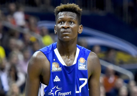 27.04.2018,Mercedes Benz Arena Berlin. Basketball BBL, Alba Berlin - Fraport Frankfurt Skyliners,Isaac Bonga(Skyliners Frankfurt #17) *** Local Caption *** 00127256 | Verwendung weltweit