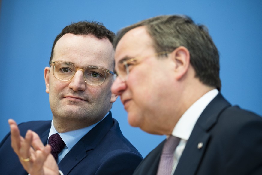 Jens Spahn und Armin Laschet am Dienstagmorgen in Berlin.