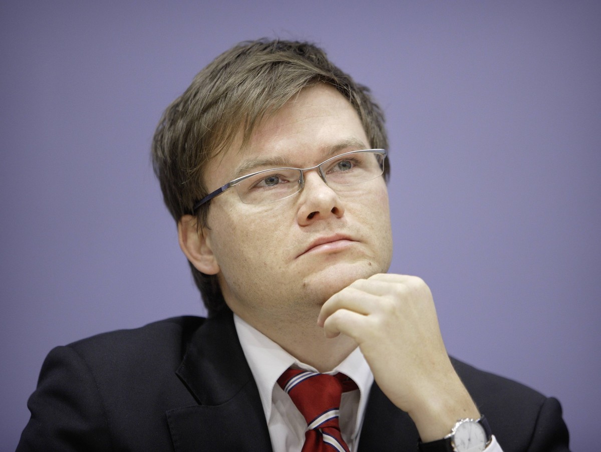 Carsten SCHNEIDER , haushaltspolitischen Sprecher der SPD-Bundestagsfraktion . Berlin , Deutschland . Carsten SCHNEIDER , SPD . Berlin , Germany . 21.11.2008 , , , Berlin DEU Deutschland PUBLICATIONxI ...