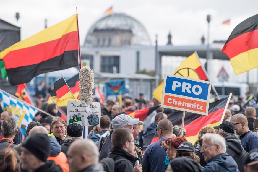 Rechtsextreme und Rechtspopulisten prägen immer wieder die Bilder von Demonstrationen.