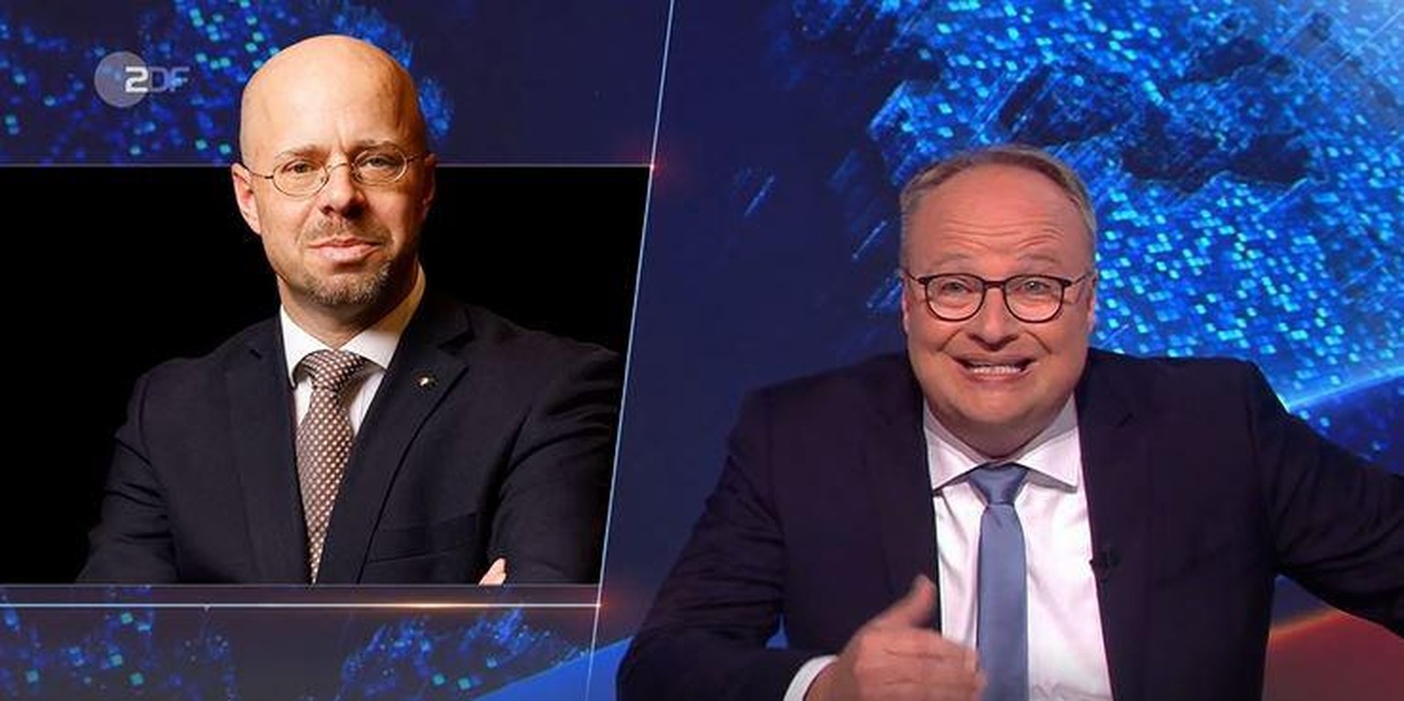 Der Brandenburger Ex-AfD-Politiker Andreas Kalbitz (l.) und "Heute-Show"-Moderator Oliver Welke.