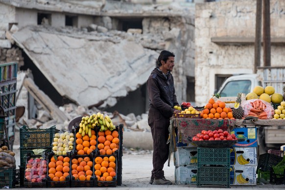 Straßenszene im syrischen Manbij