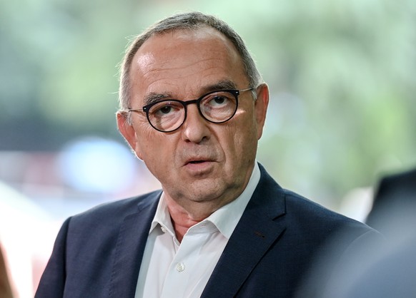 ARCHIV - 14.09.2020, Berlin: Norbert Walter-Borjans, Vorsitzender der SPD, spricht zu Journalisten. (zu dpa &quot;SPD-Chef fordert bundesweite Testpflicht f