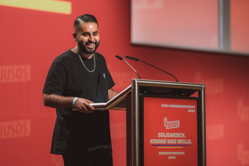 Rachid Khenissi von den Jusos kritisiert die WM in Katar heftig.