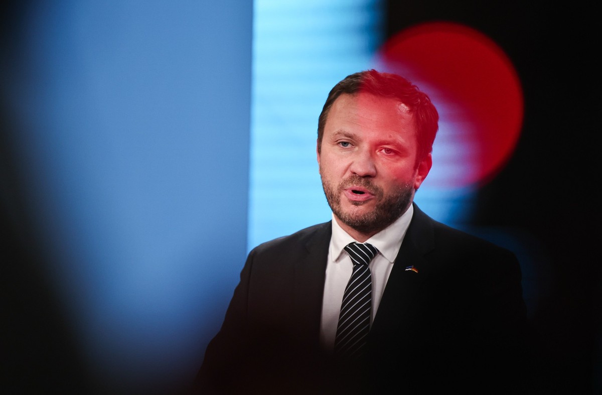 ARCHIV - 27.03.2025, Berlin: Margus Tsahkna, Außenminister von Estland, spricht auf einer Pressekonferenz. (zu dpa: «Estland lobt sicherheitspolitische Entschlossenheit Deutschlands») Foto: Hannes P A ...