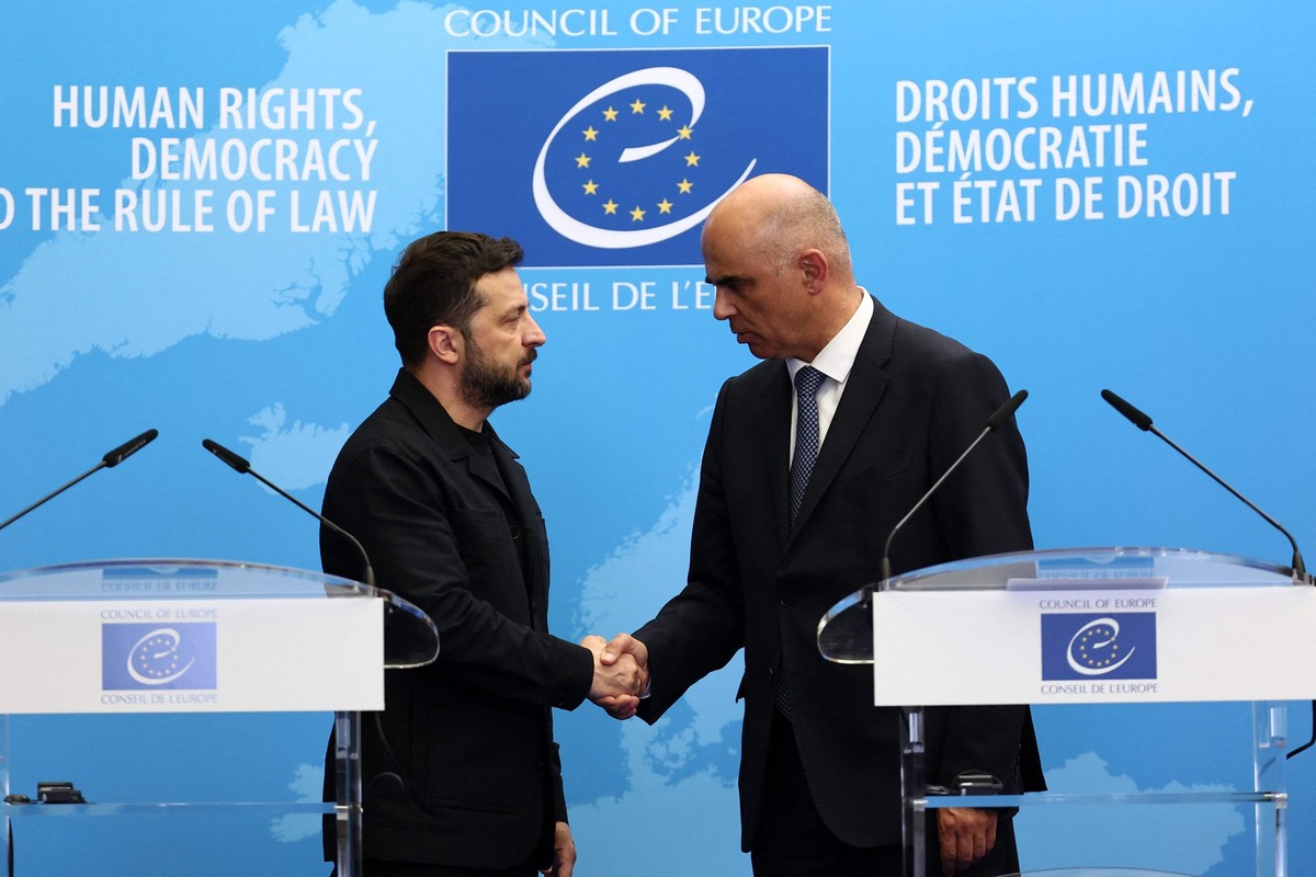 25.06.2025, Frankreich, Stra