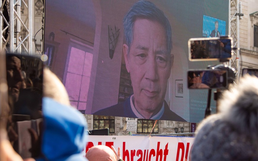 20220227 Demonstration against Corona Measures VIENNA, AUSTRIA - FEBRUARY 27: Retired German medical doctor, microbiologist, icon of the anti-Corona movement, who denies the dangers of the virus and i ...