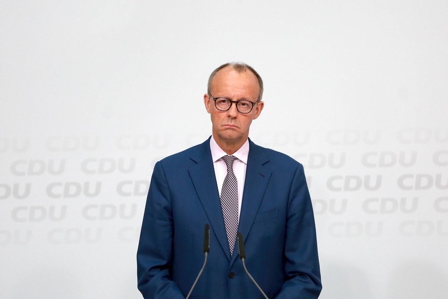 News Bilder des Tages Weekly Leadership Meeting CDU German Christian Democrats CDU leader Friedrich Merz speaks to the media after the State election in Lower Saxony at the Willy Brandt Haus on Oktobe ...