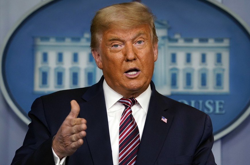 ARCHIV - 05.11.2020, USA, Washington: Donald Trump, Präsident der USA, spricht im Weißen Haus. Der scheidende US-Präsident Trump hat ein Ende des Einreisestopps für Ausländer aus weiten Teilen Europas ...