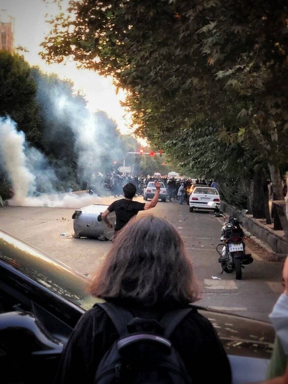 News Themen der Woche KW38 September 21, 2022, Tehran, Tehran, Iran: This photo shows a protester against the mandatory hijab during a protest over the death of a young woman who had been detained for ...