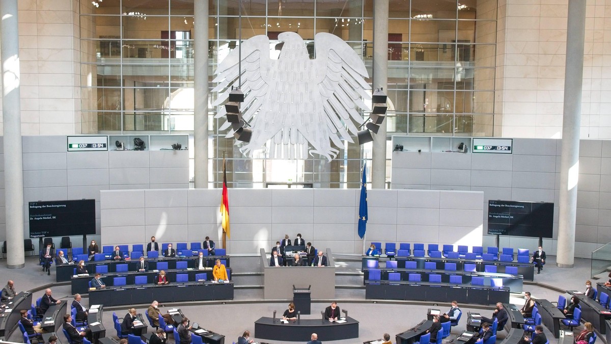 Berlin GER, Berlin, 24.03.21, Fragestunde BT - mit der Bundeskanzlerin Angela Merkel Fragestunde - mit Angela Merkel - Bkin - Bundeskanzlerin - Befragung der Bundesregierung im Deutschen Bundestag, 24 ...