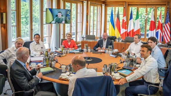 Der ukrainische Präsident Wolodymyr Selenskyj war beim Treffen der G7-Staaten in Bayern virtuell zugeschaltet.