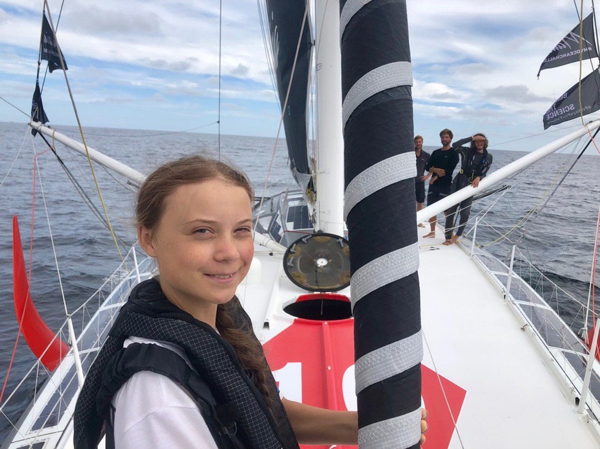 Greta Thunberg und Crew am Dienstag – zu diesem Zeitpunkt noch fast 200 Kilometer von New York entfernt.