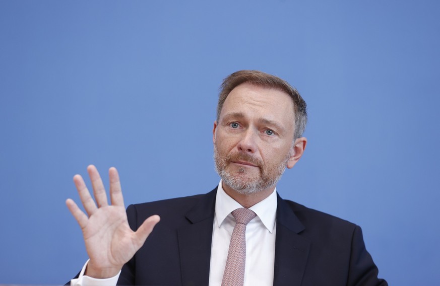 Christian Lindner ist wegen Einsparungsplänen für Arbeitslose einer Welle der Kritik ausgesetzt.