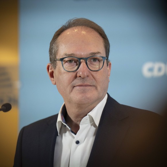 CDU/CSU, Alexander Dobrindt Pressestatement, Bundestag, Bundestagsfraktion, CDU/CSU, Vorsitzender, CSU, Bundestag, Alexander Dobrindt Berlin Berlin GER *** CDU CSU, Alexander Dobrindt press statement, ...