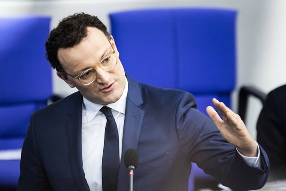 Jens Spahn, Bundesminister fuer Gesundheit, aufgenommen im Rahmen einer Regierungsbefragung im Deutschen Bundestag in Berlin, 24.02.2021. Berlin Deutschland *** Jens Spahn, Federal Minister of Health, ...