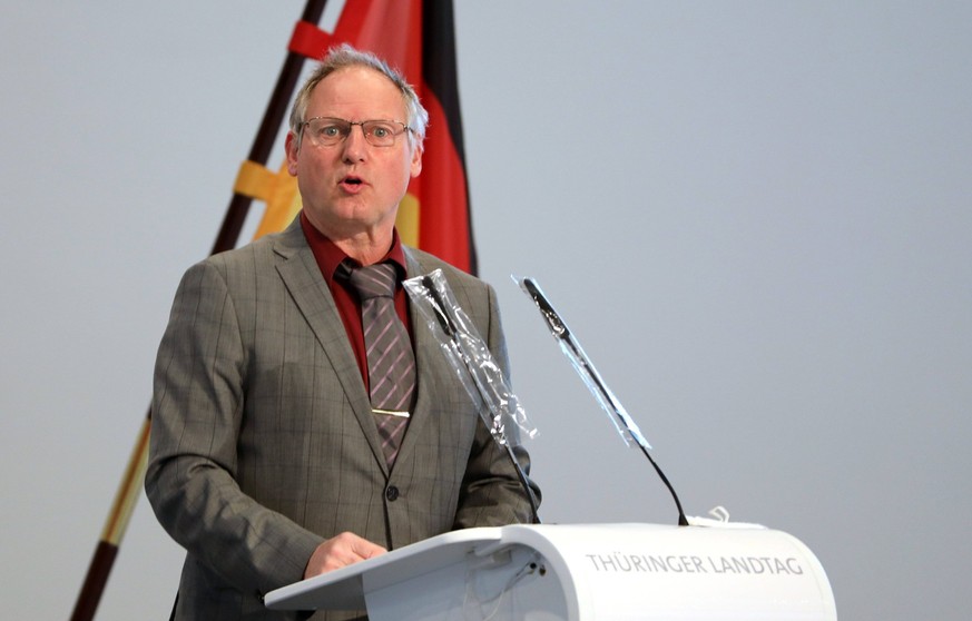 Plenum Thüringer Landtag 10.03.2021, Erfurt, Arena, Parksaal, 7.Wahlperiode, Plenarsitzung, der Thüringer Landtag hält die Sitzung aufgrund der Corona-Pandemie ausserhalb des Landtags ab im Bild: Wolf ...