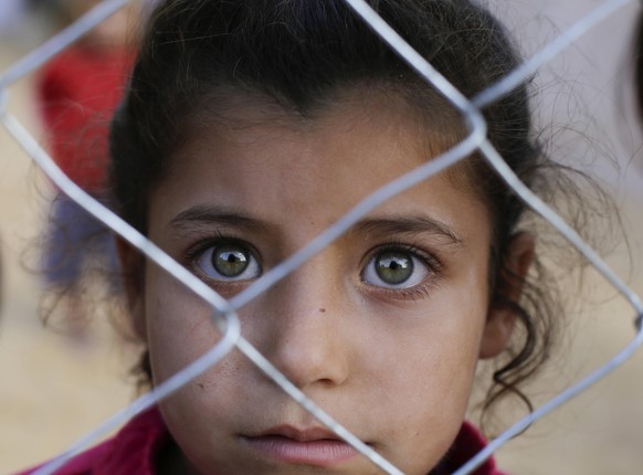 November 11, 2020, Gaza City, The Gaza Strip, Palestine: A Palestinian girl stands inside his family s home in Jabalia Refugee Camp Gaza City Palestine - ZUMAq100 20201111_zaa_q100_020 Copyright: xMah ...