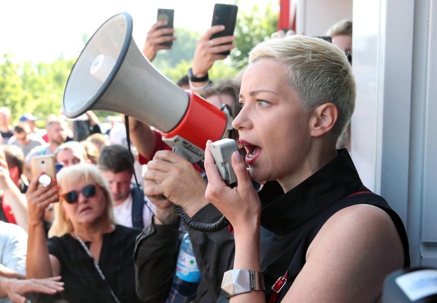MINSK, BELARUS - AUGUST 17, 2020: Maria Kolesnikova, a representative of Viktor Barbarikos presidential campaign, speaks into a megaphone during a rally by striking workers outside Minsk Wheel Tractor ...